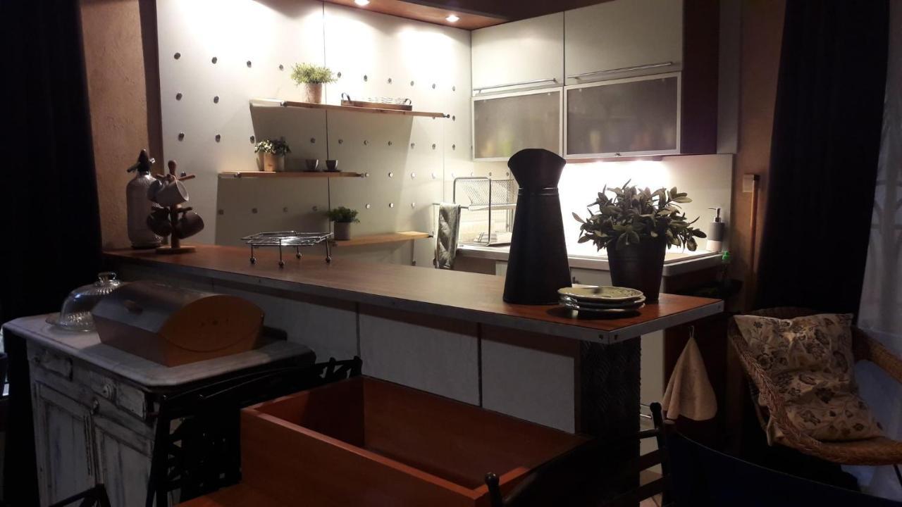 Joli Loft Dans Village Pittoresque Péret Eksteriør billede
